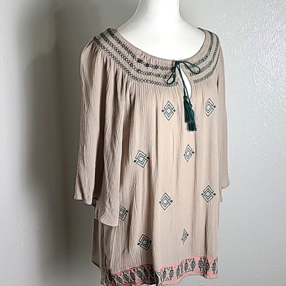 Umgee Bohemian Tan Top, Dark Green & Orange Trim & Tassels, Size Medium, NWOT - Picture 2 of 10